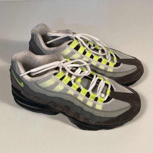 Nike Air Max 95 GS Volt Gradient (307565-077) Sneakers Women Size 6.5 (5Y) - Picture 1 of 8